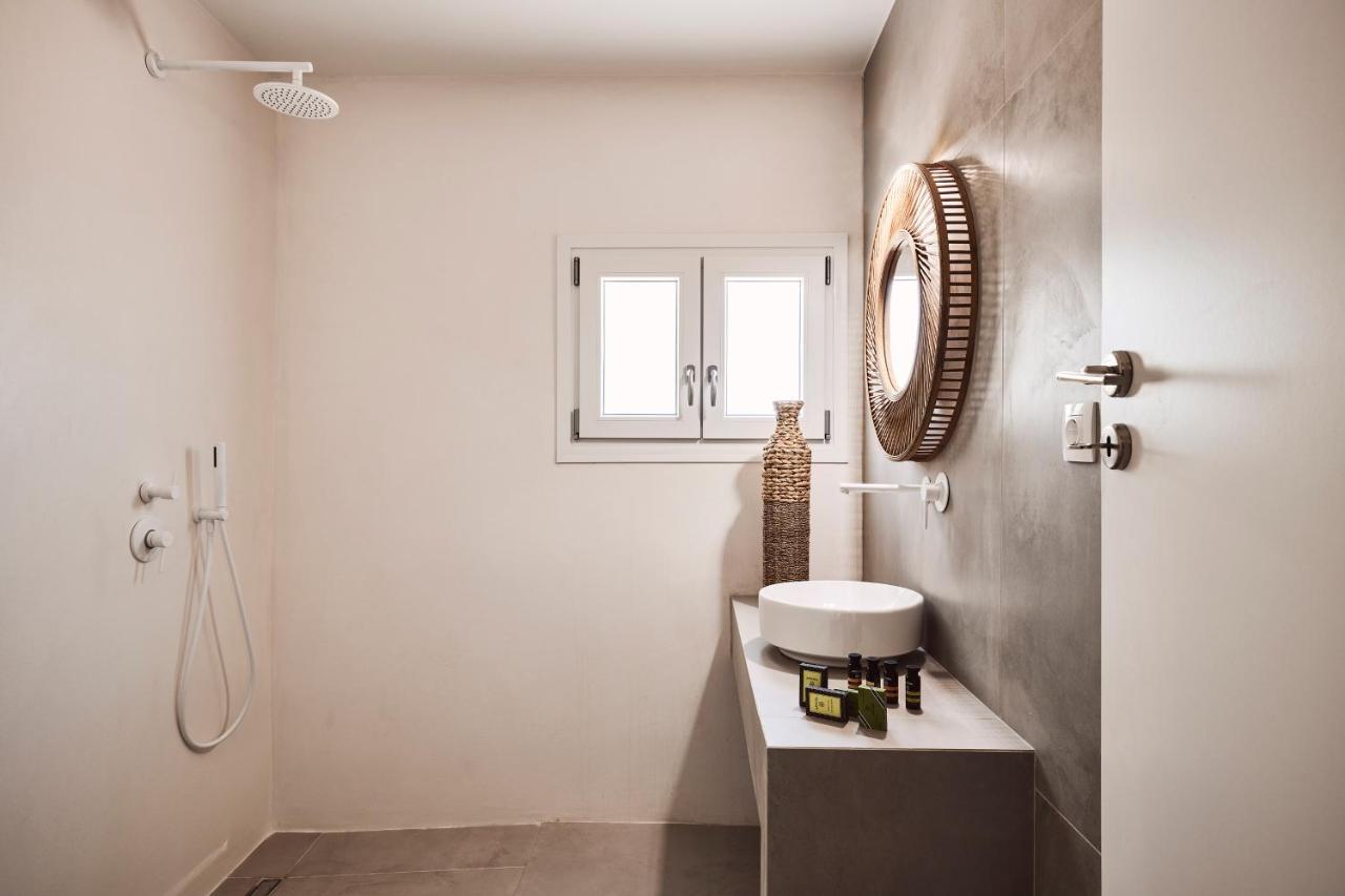 Serenity Suite Milos Mandrakia エクステリア 写真