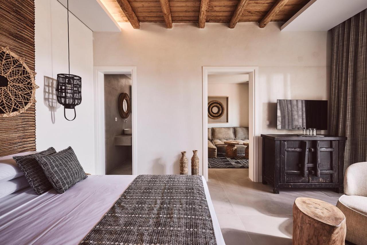 Serenity Suite Milos Mandrakia エクステリア 写真