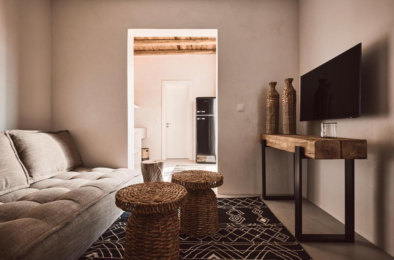 Serenity Suite Milos Mandrakia エクステリア 写真