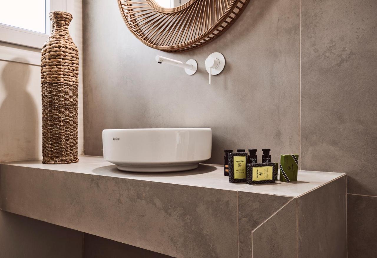 Serenity Suite Milos Mandrakia エクステリア 写真