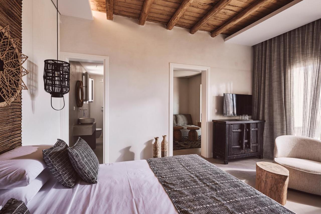 Serenity Suite Milos Mandrakia エクステリア 写真